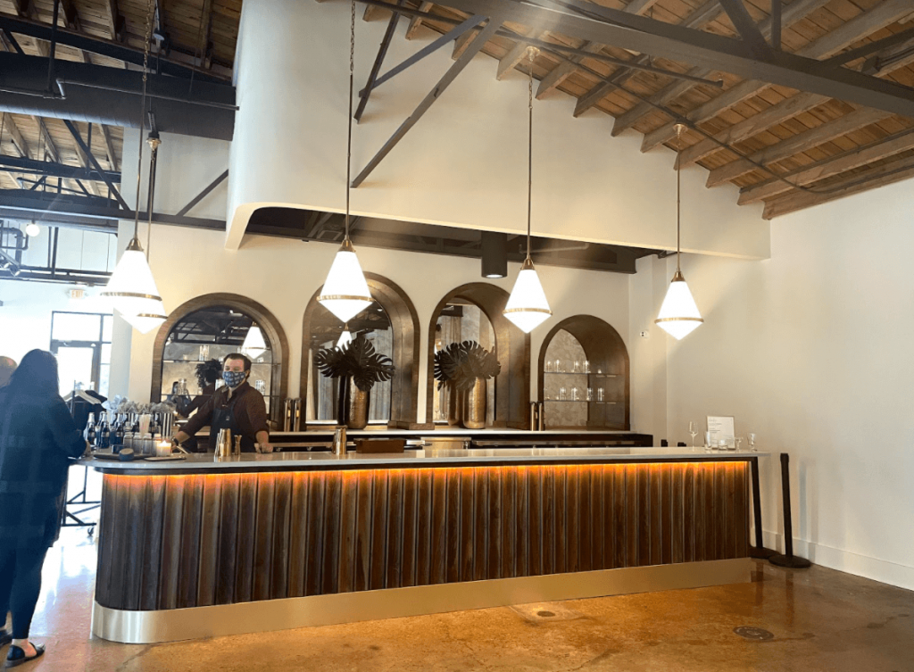 Saint Elle industrial Nashville, Tennessee wedding venue bar